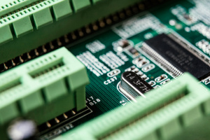 Печать внутренних слоев печатной платы: ключевой этап производства многослойных PCB